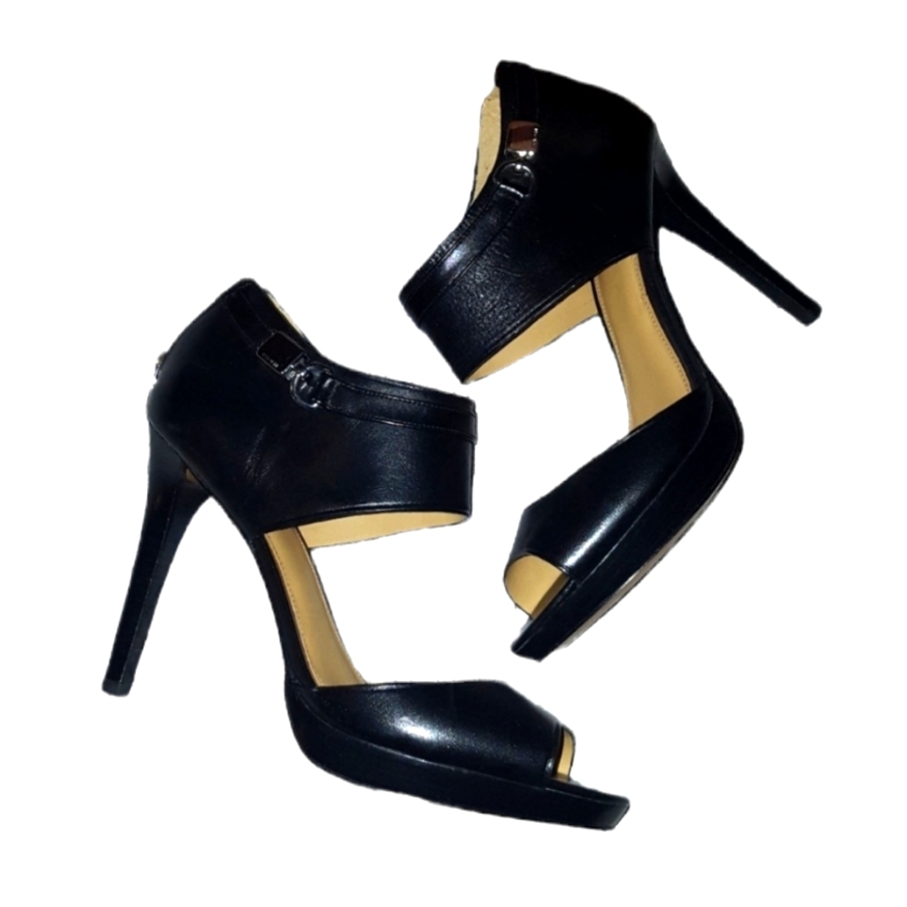 Coach | Heels
